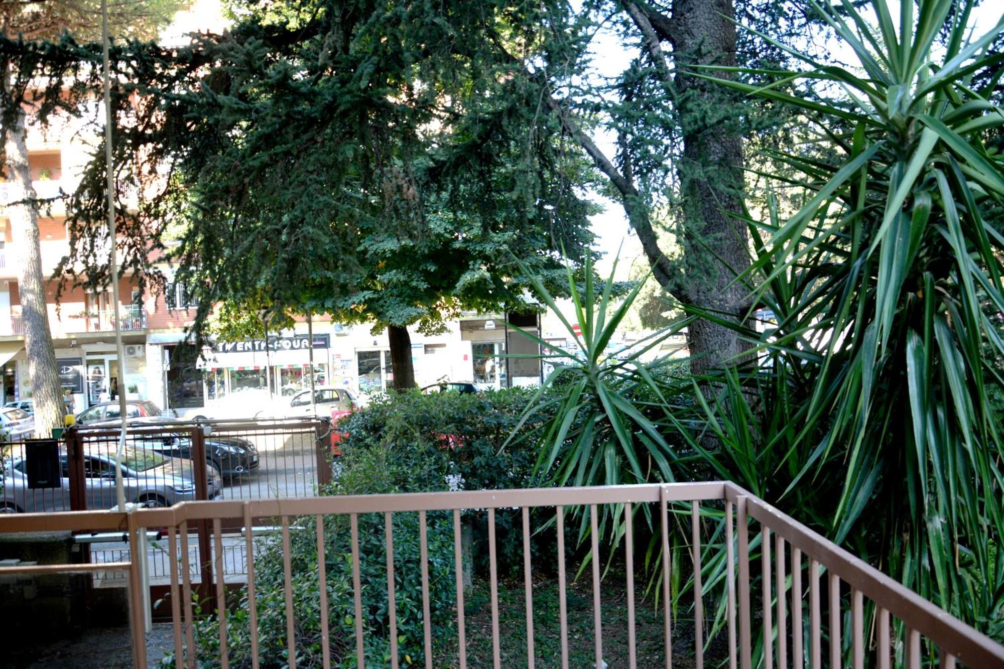 Ferienwohnung L'Approdo Del Re Caserta Exterior foto
